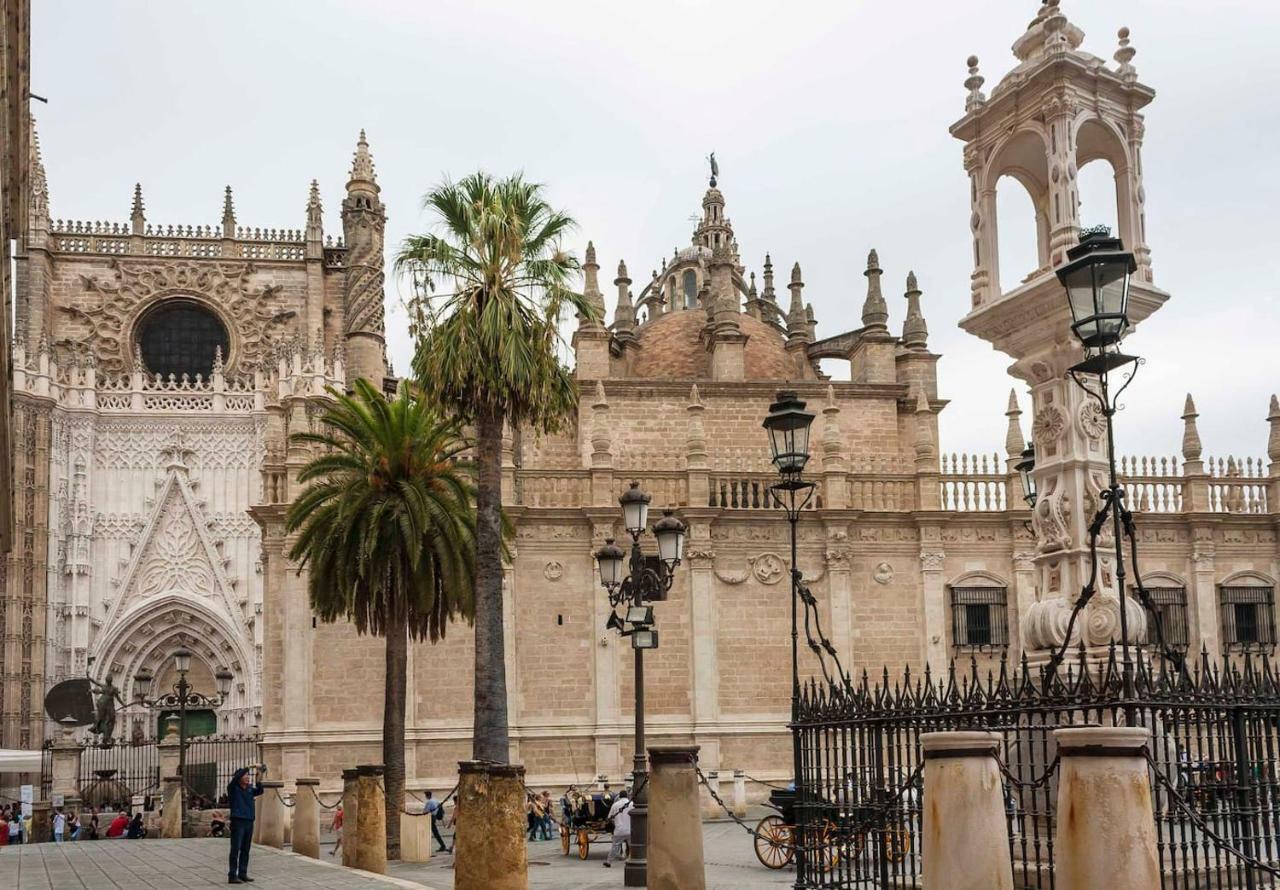 Abades Cathedral Oasis Lägenhet Sevilla Exteriör bild